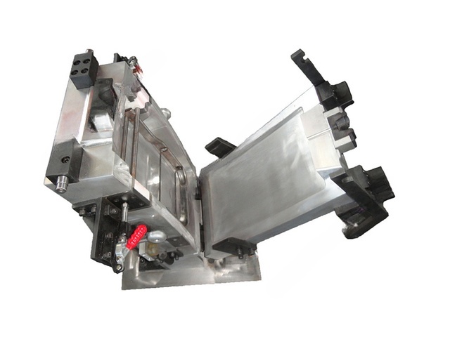 Handrail foaming mould