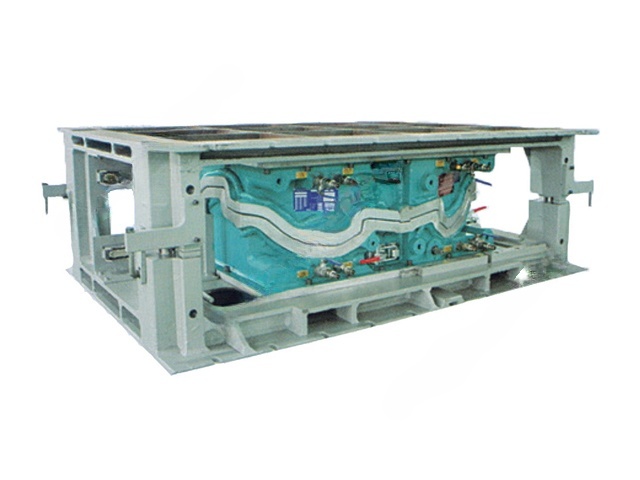 Front carpet forming mould