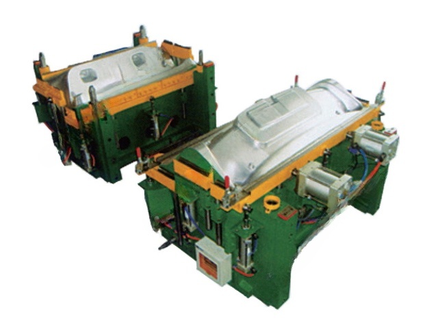 Cover trim forming mould